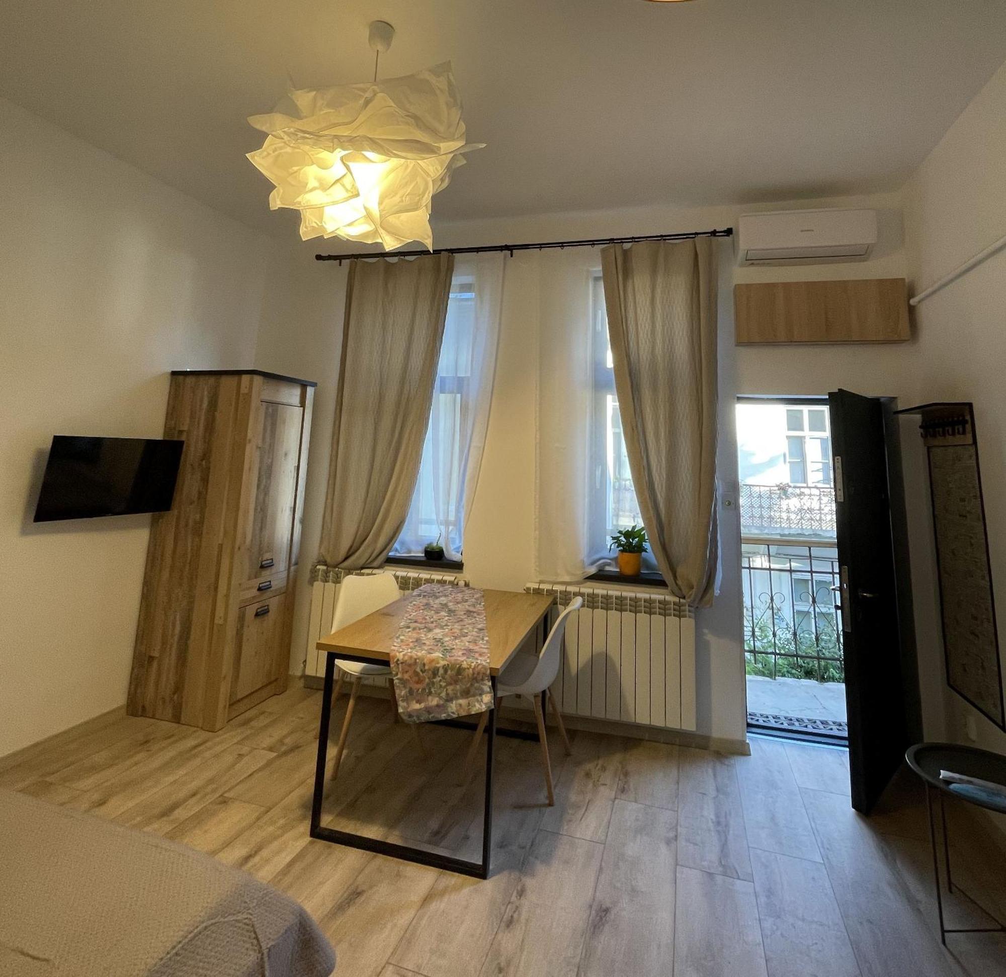 Next Door Studio Cluj-Napoca Extérieur photo